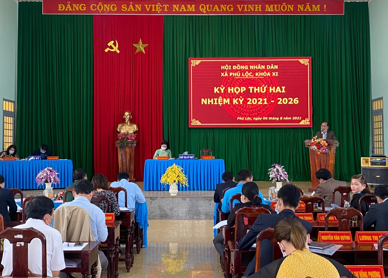 HĐND xã Phú Lộc  khóa XI, nhiệm kỳ 2021-2026 tổ chức Kỳ họp thứ Hai.